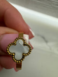 Gold clover rings